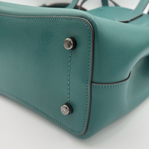 Coach Avenue Carryall Green Leather Tote with Matching Wallet - Picture 5 of 12